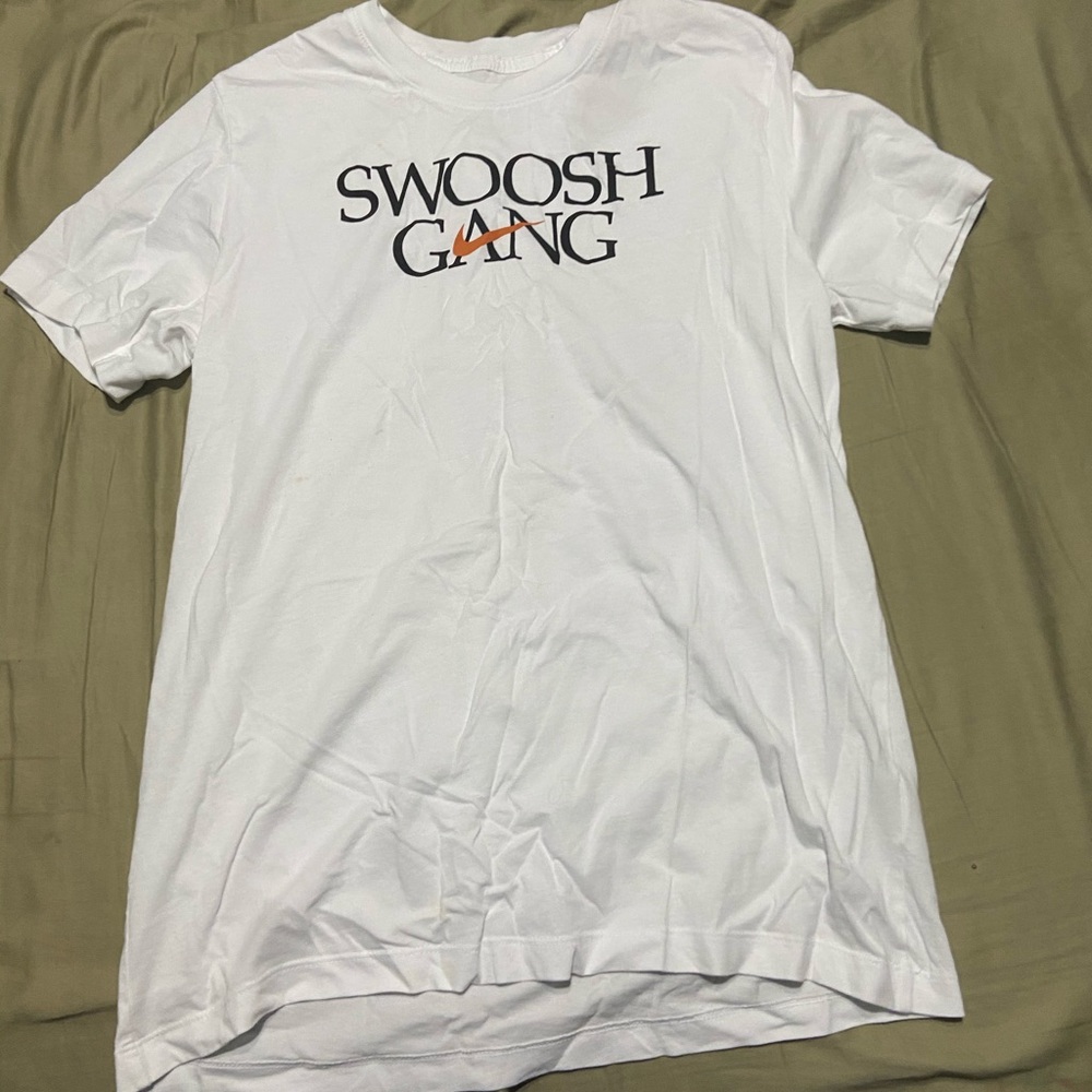 nike graphic tee